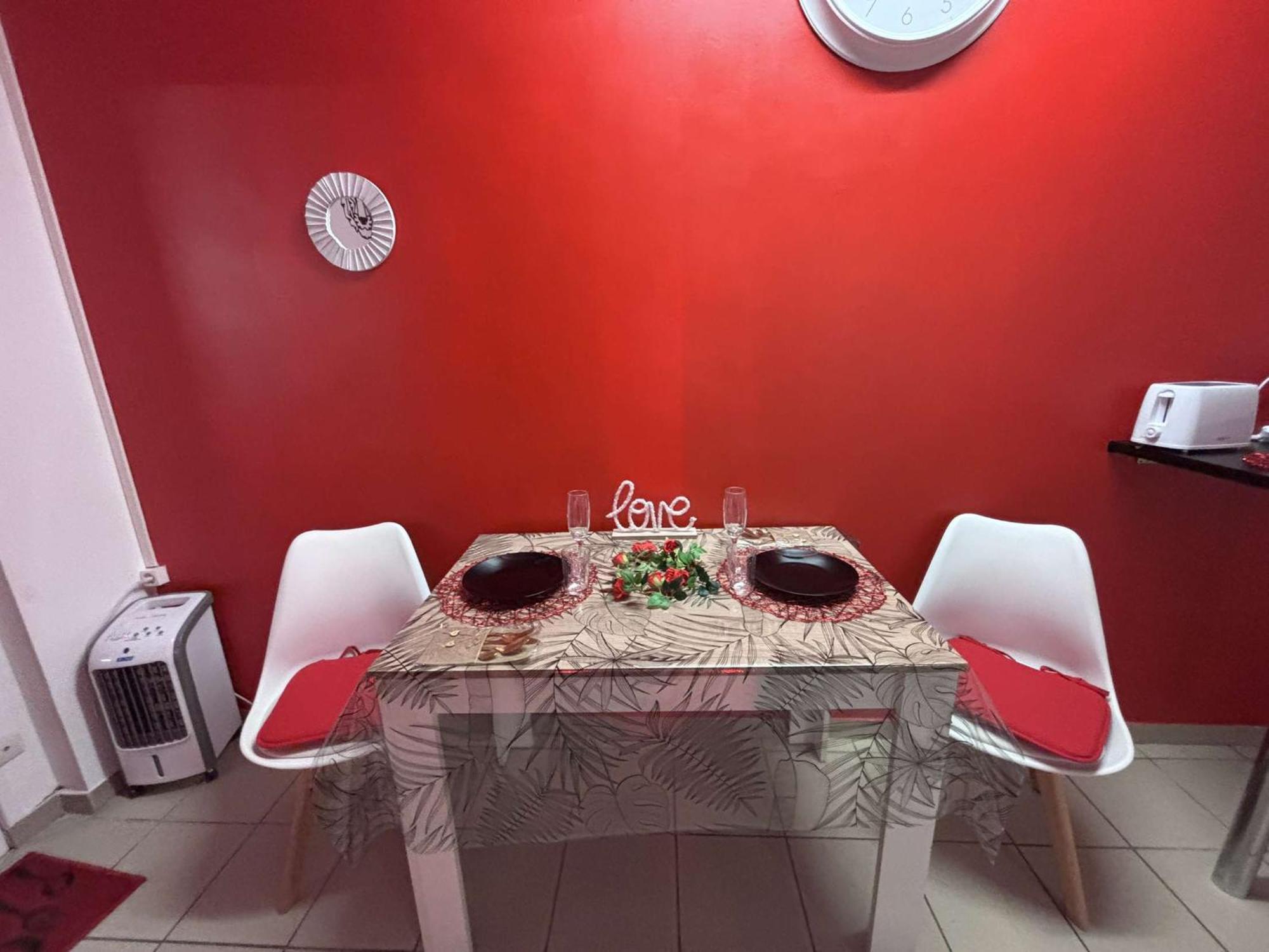 Regal Apartment Calais